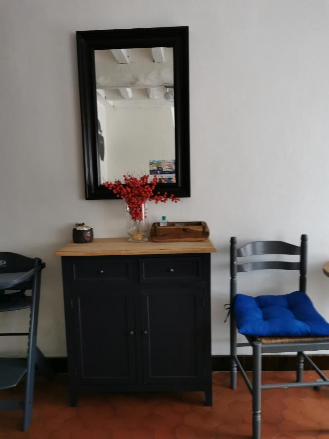 La Maison D'Yvonne La Bouille Eksteriør billede
